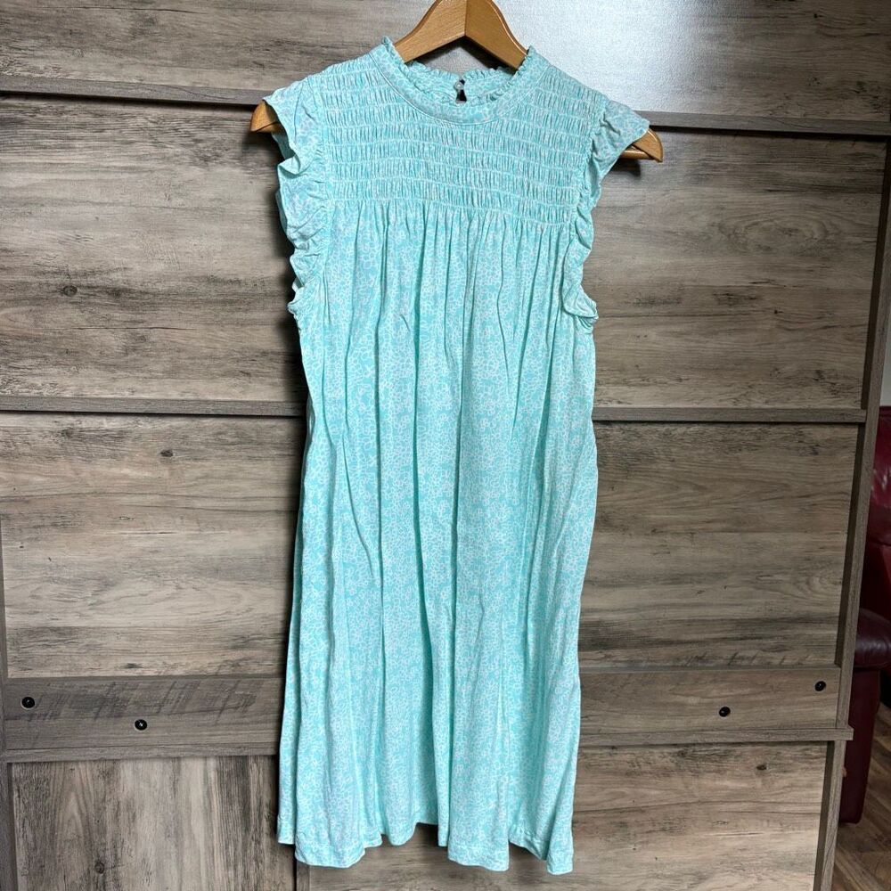 Crown & Ivy L Pastel Aqua Blue White Smocked Floral Dress Preppy Beach Resort